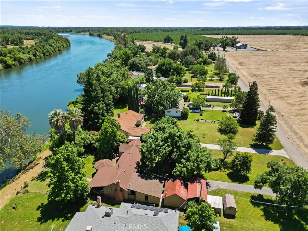 main property photo 48