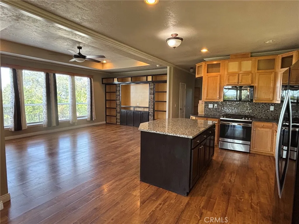 main property photo 65