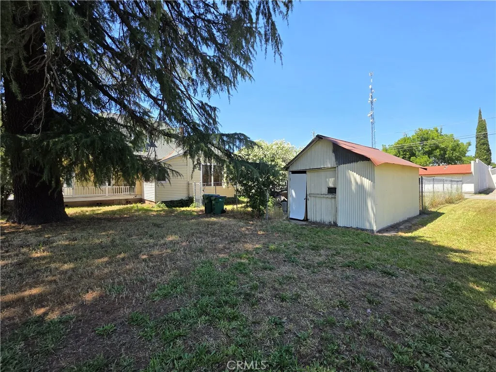 main property photo 39