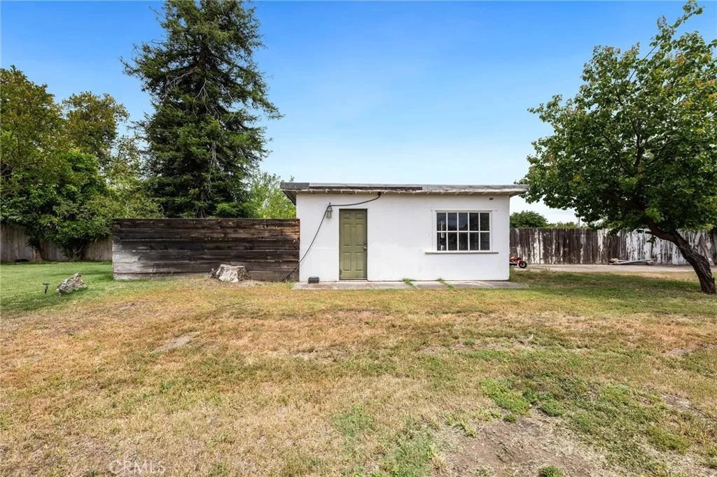 main property photo 26