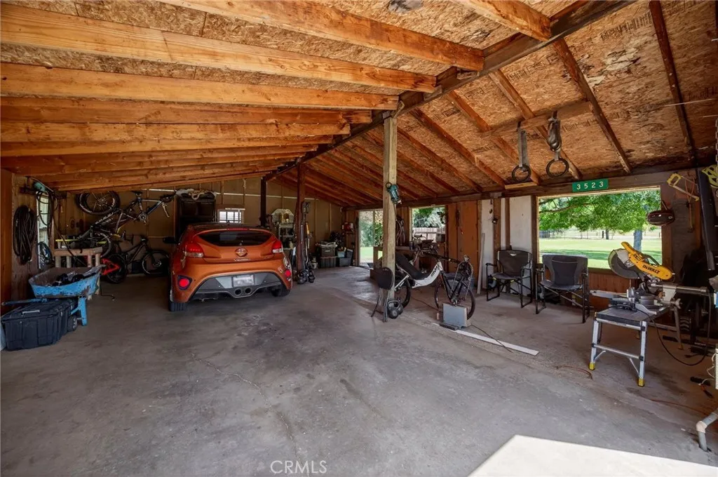 main property photo 47
