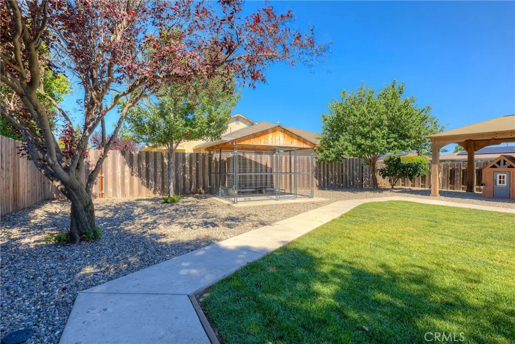 main property photo 35