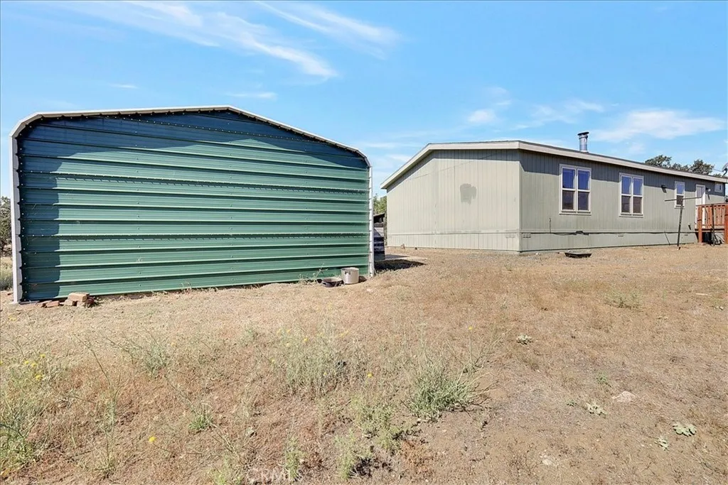 main property photo 33