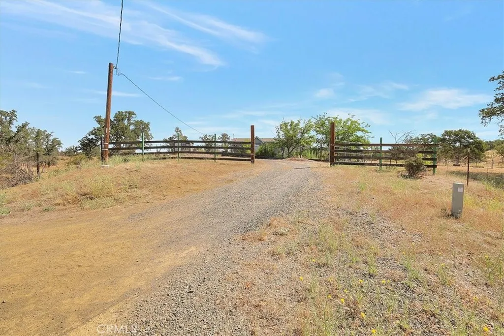 main property photo 40