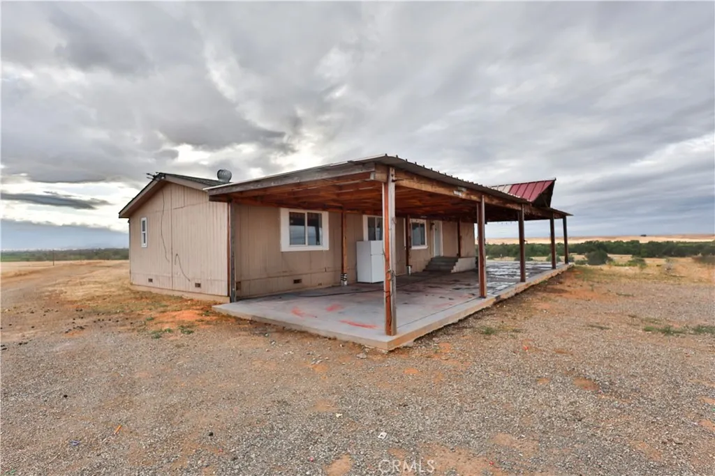 main property photo 17