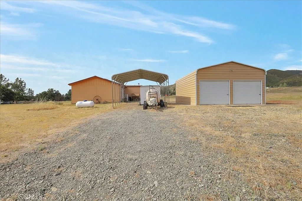 main property photo 48