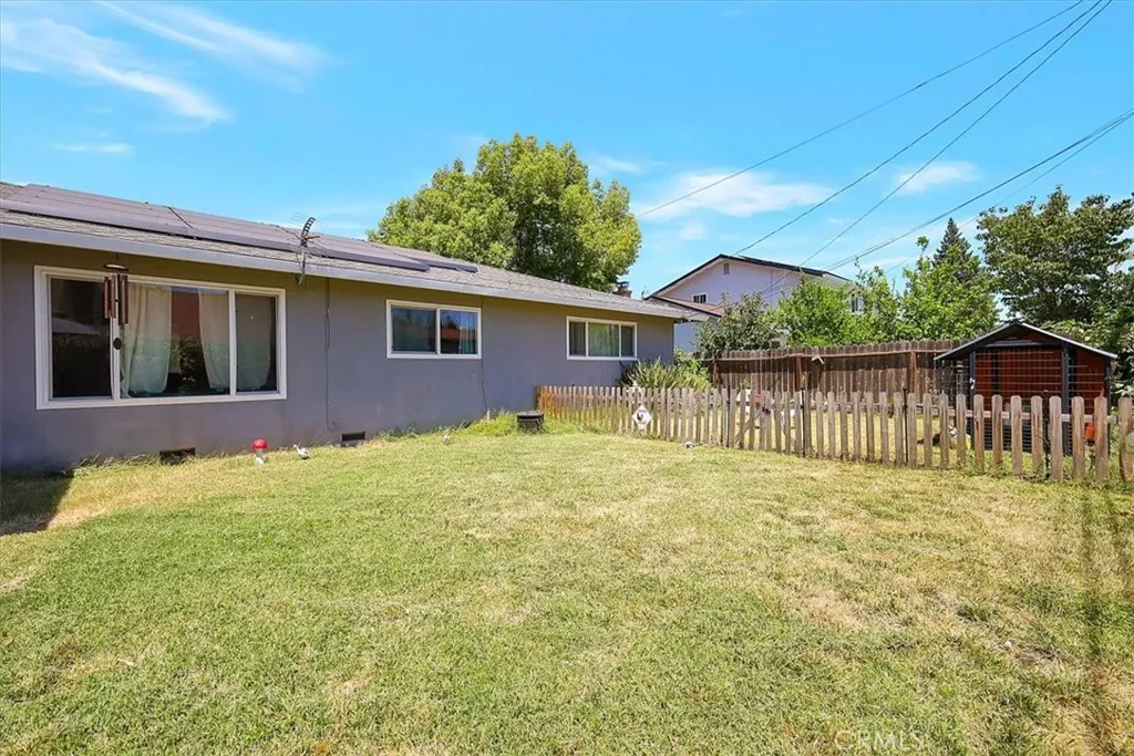 main property photo 39