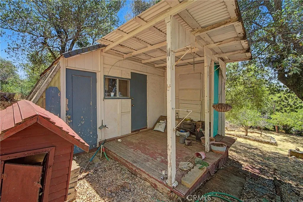 main property photo 23