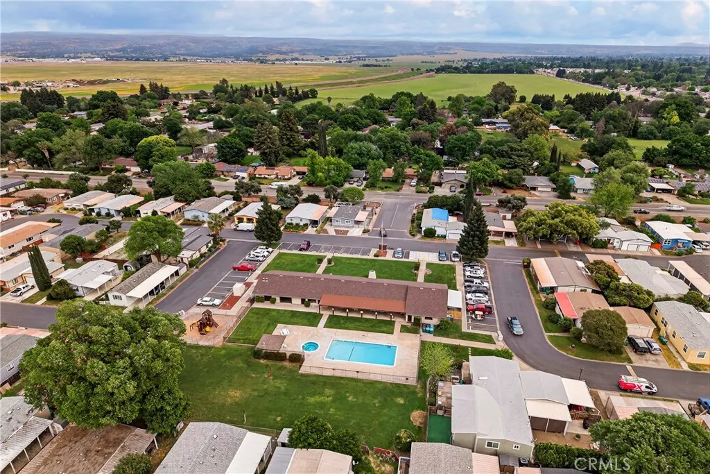 main property photo 24