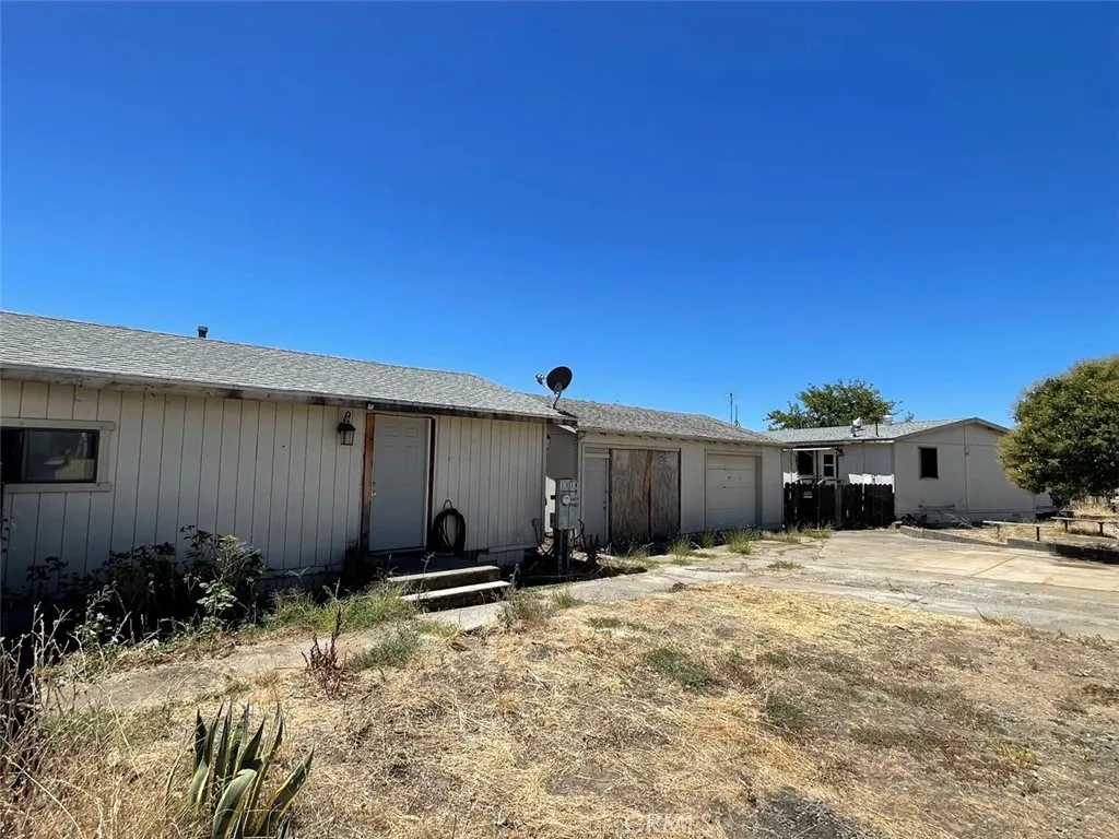 main property photo 17