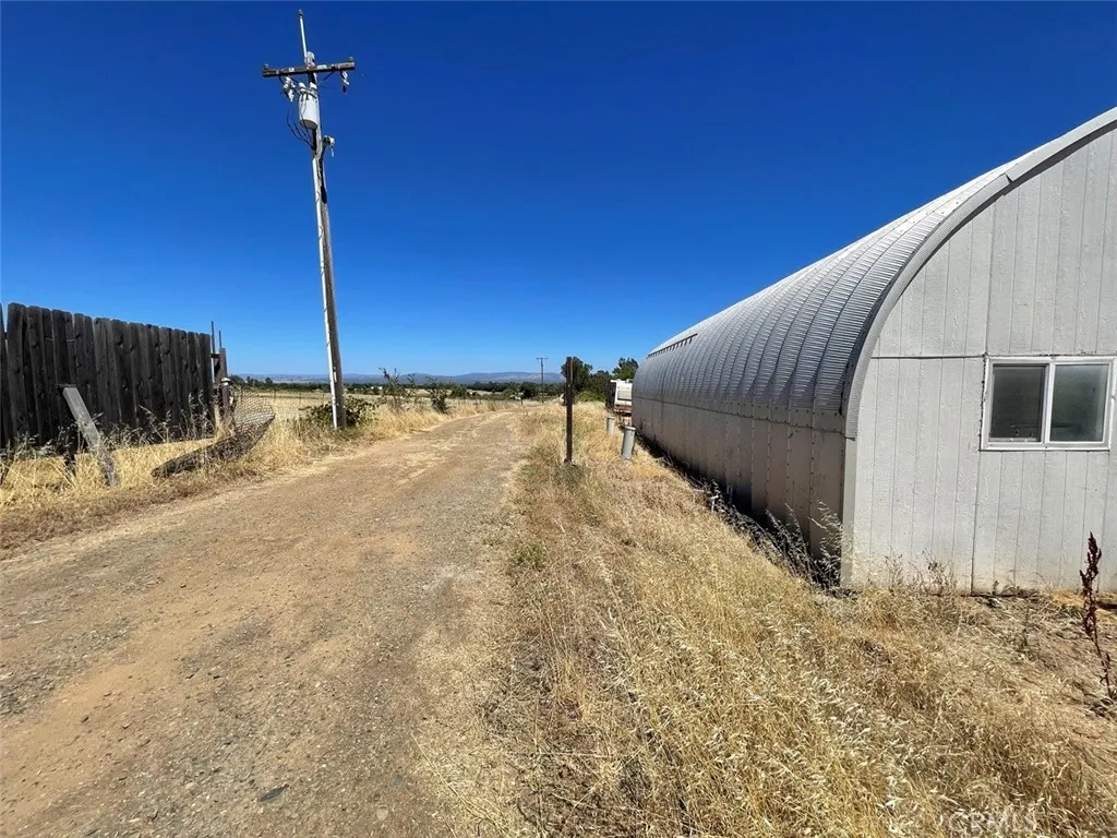 main property photo 42