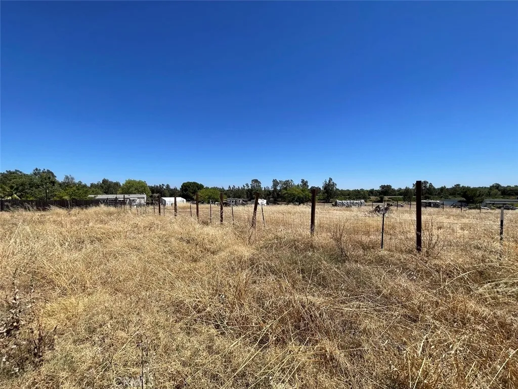 main property photo 43
