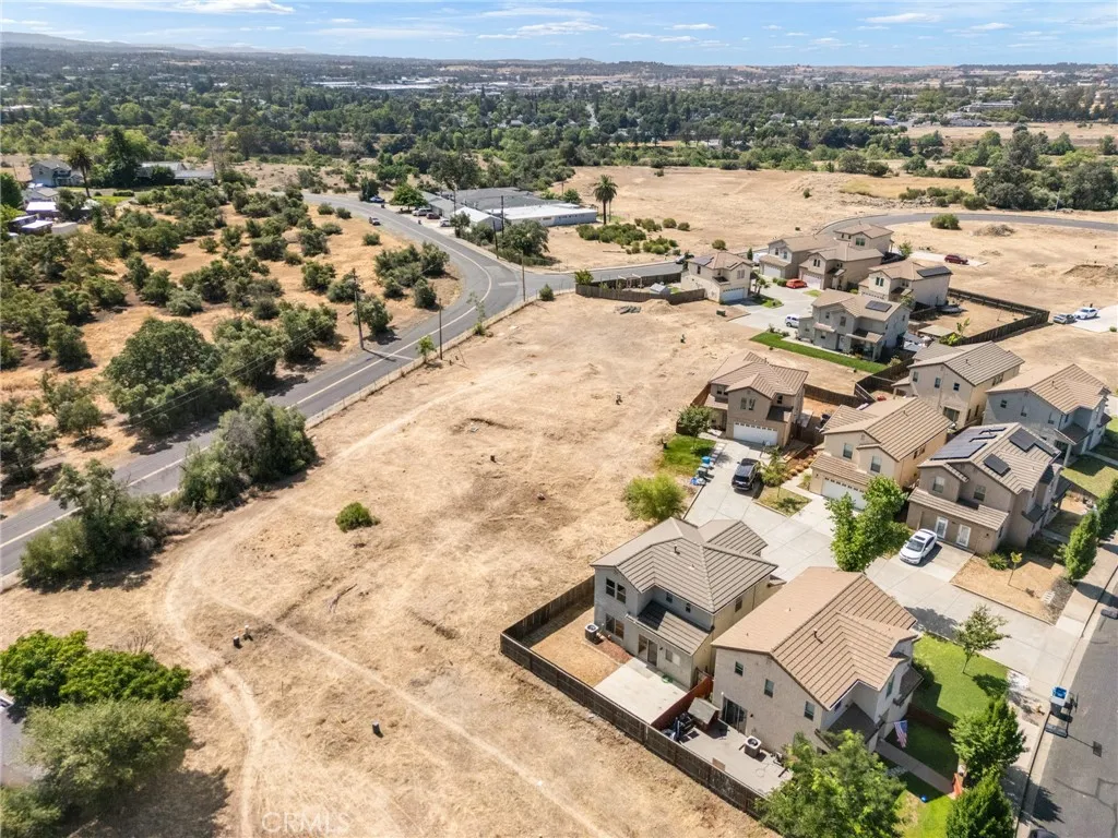 main property photo 39
