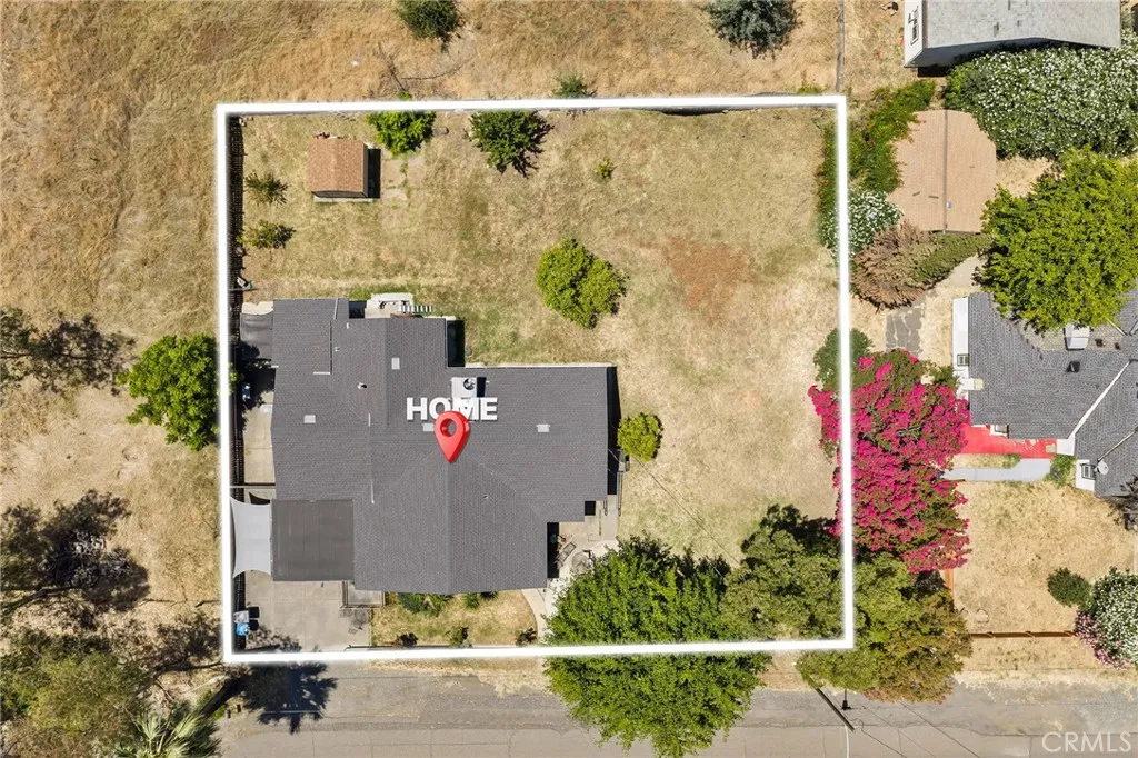 main property photo 38