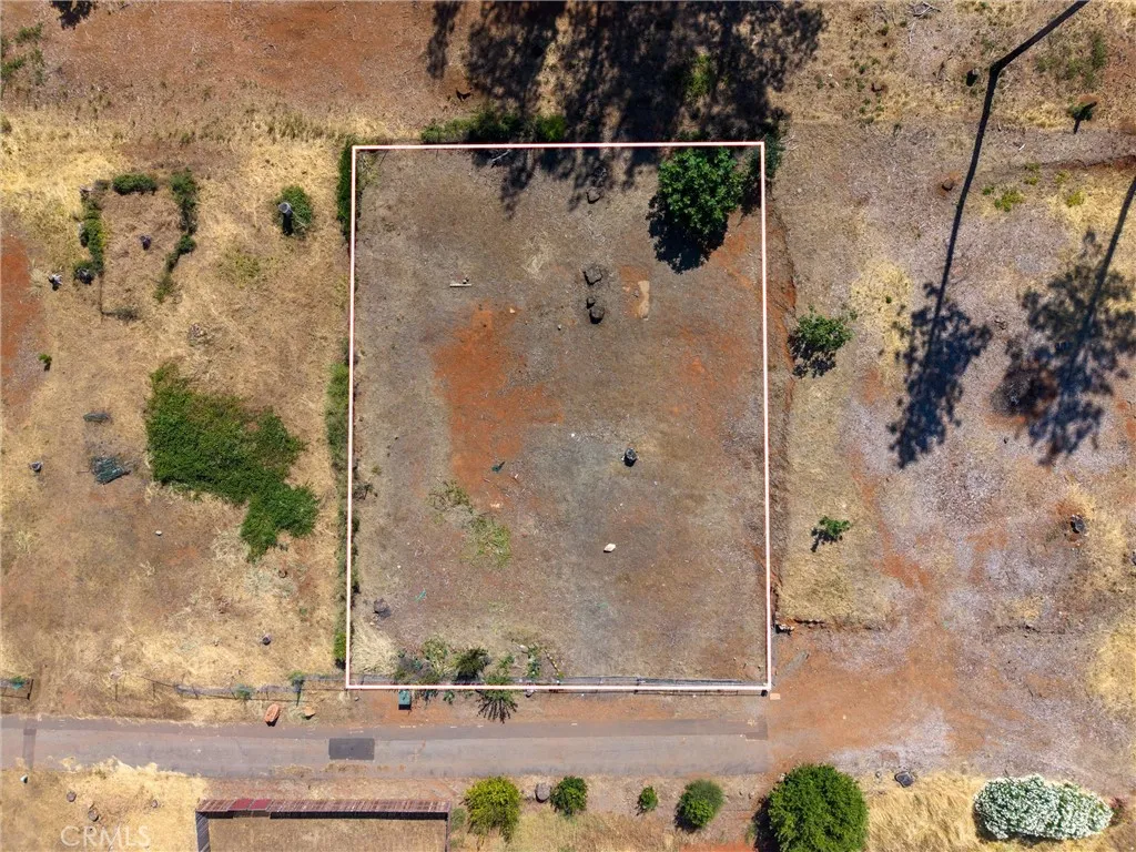 main property photo 10