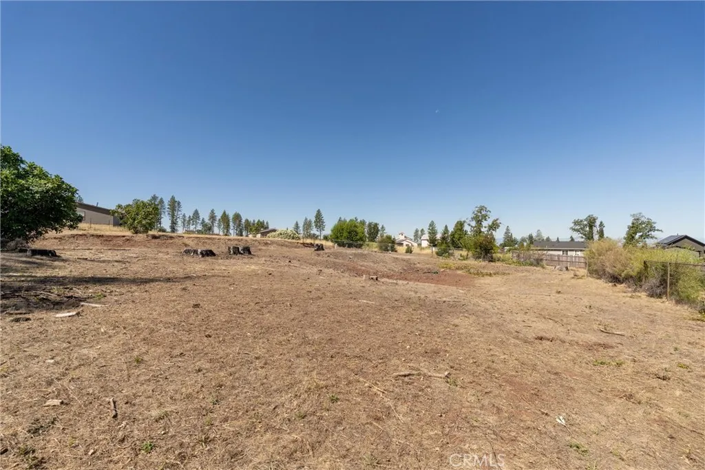 main property photo 13