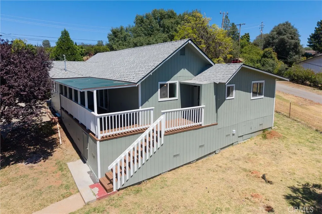 main property photo 57
