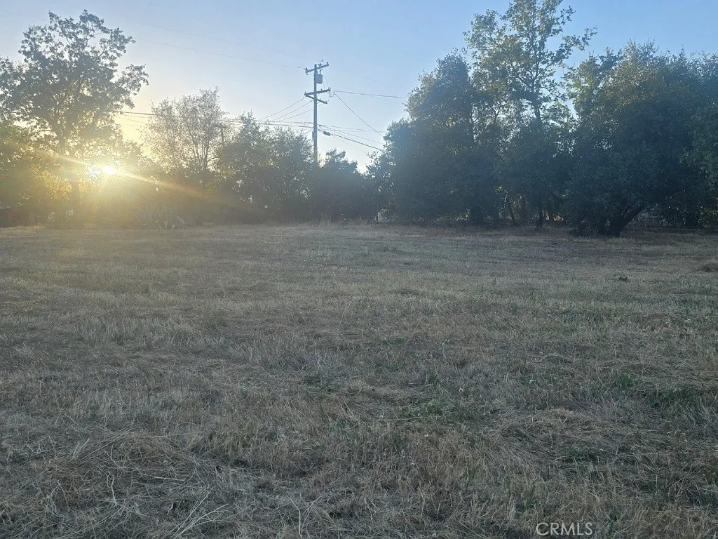 main property photo 12