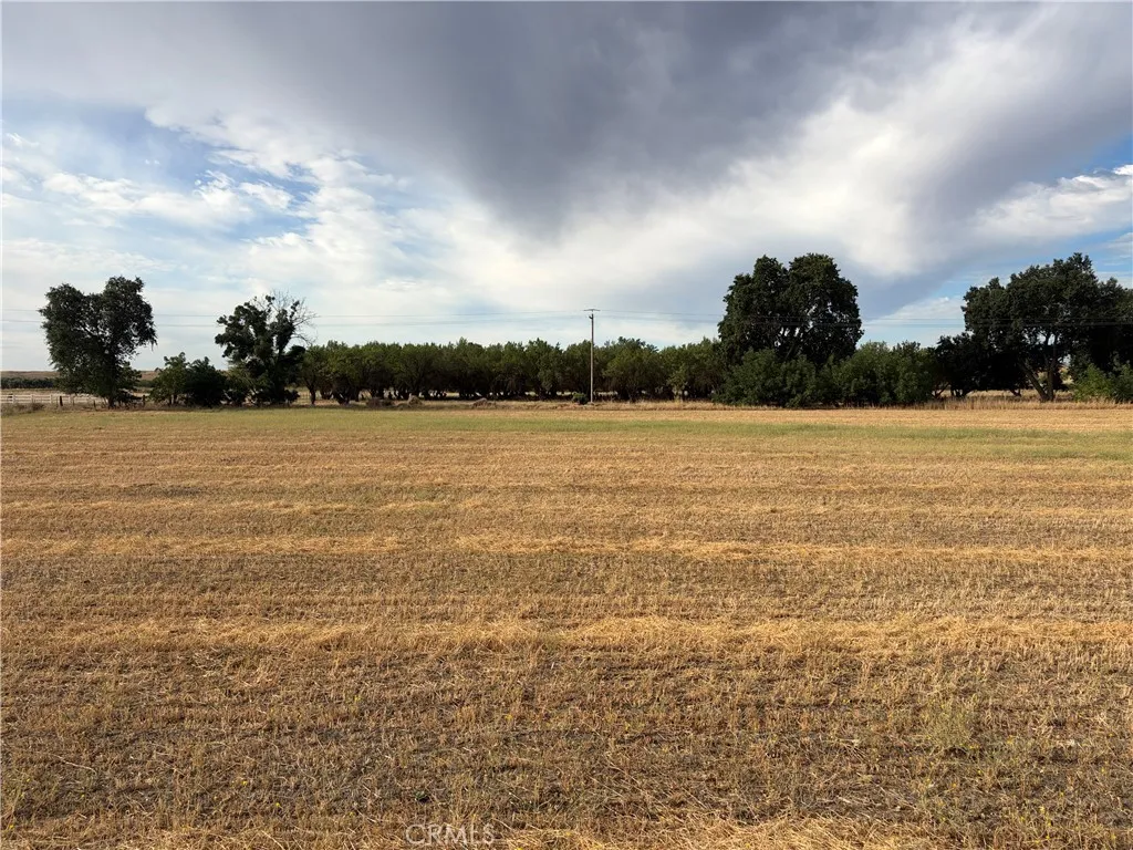 main property photo 27