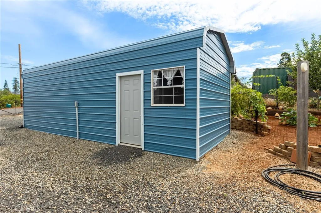 main property photo 19
