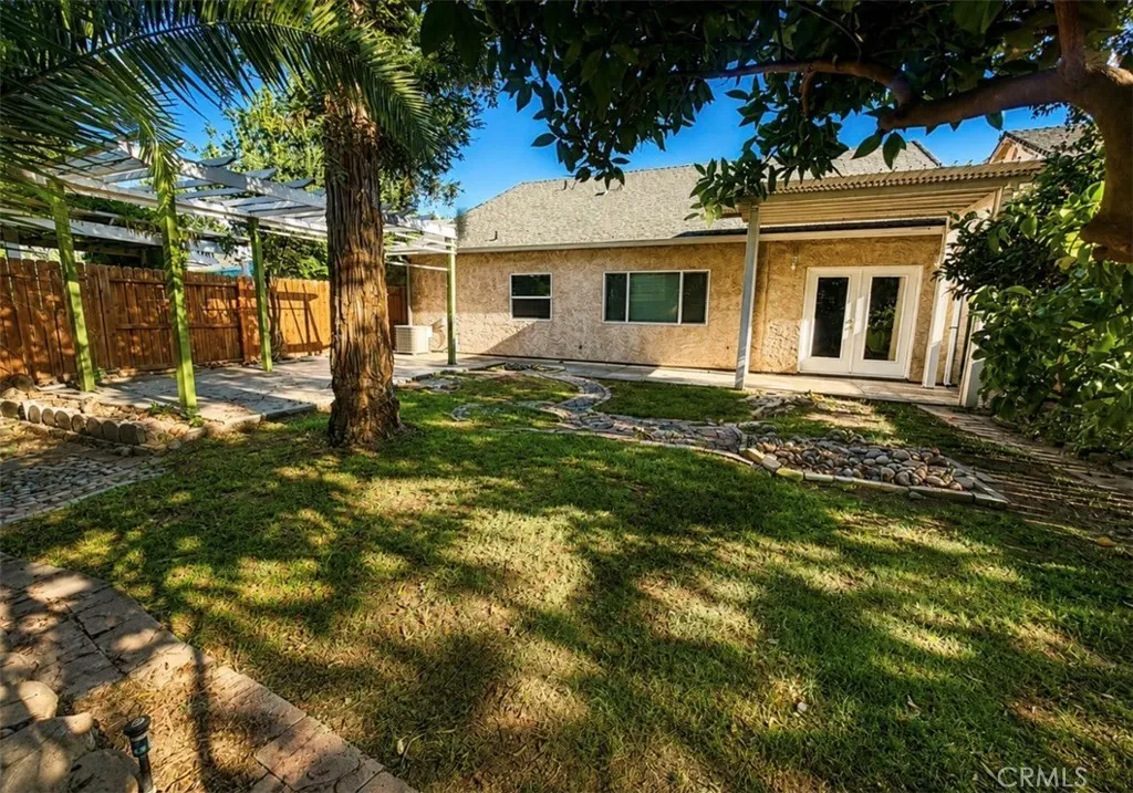 main property photo 16
