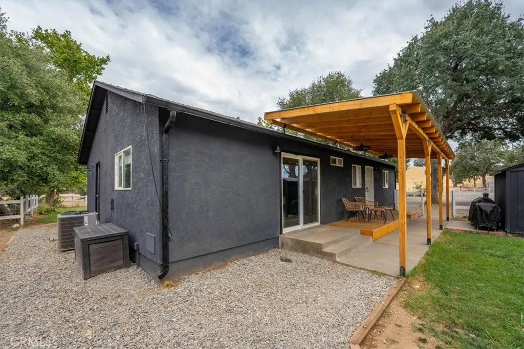main property photo 29