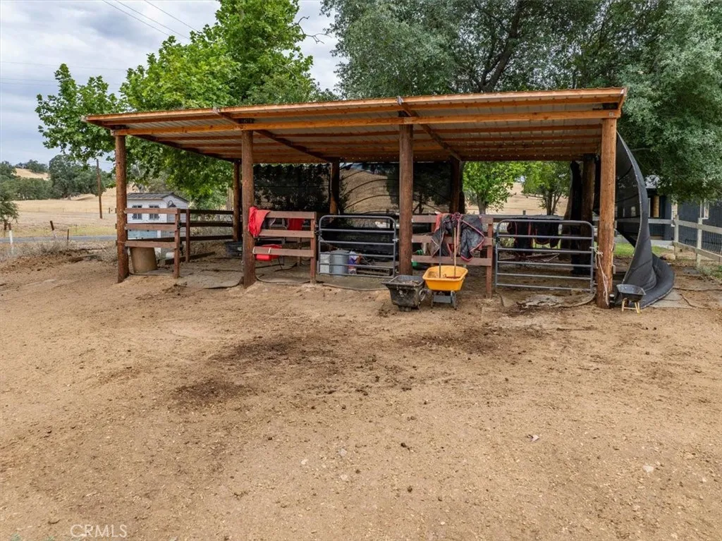 main property photo 46