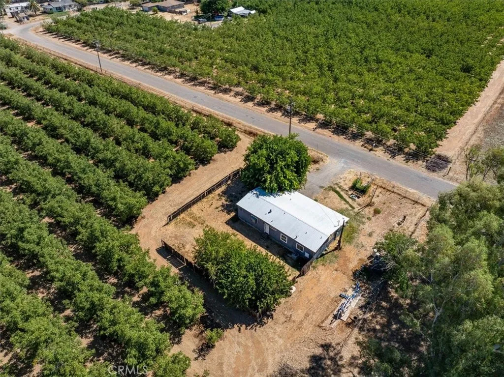 main property photo 50