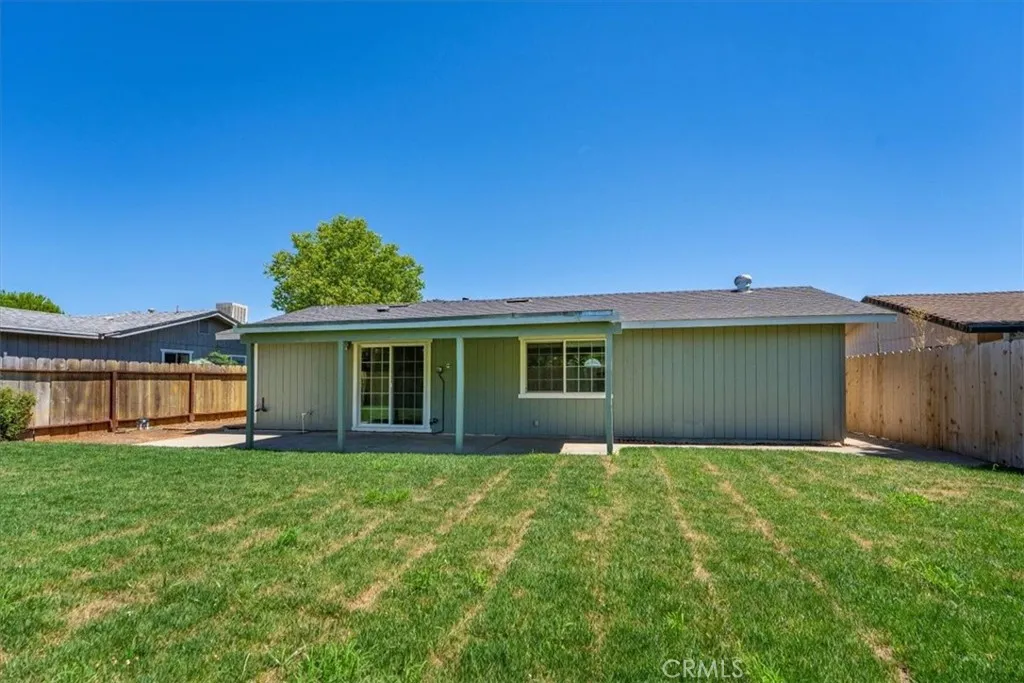 main property photo 6