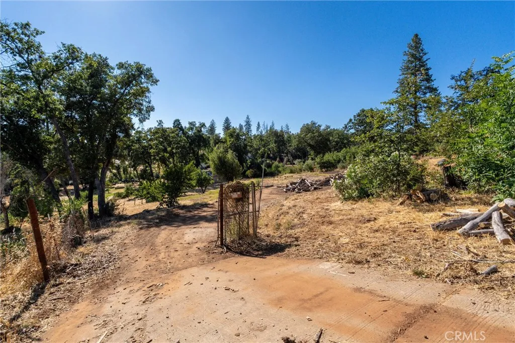 main property photo 8