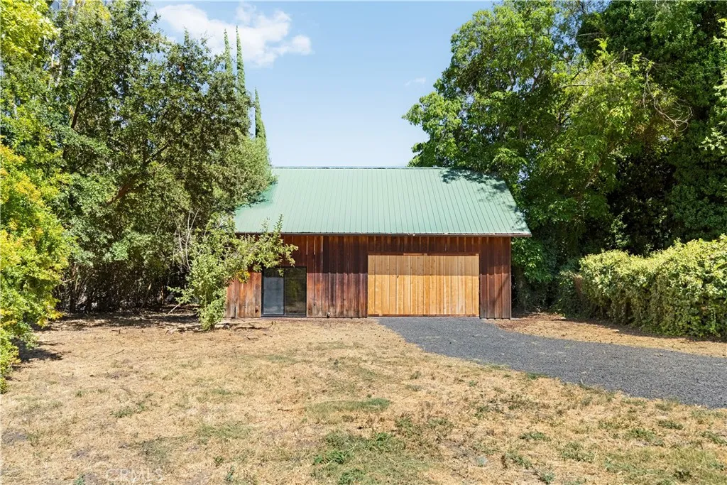 main property photo 56