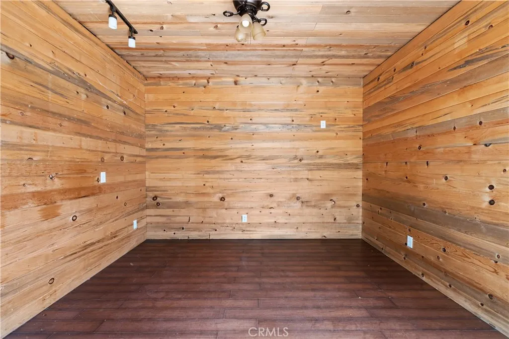 main property photo 60