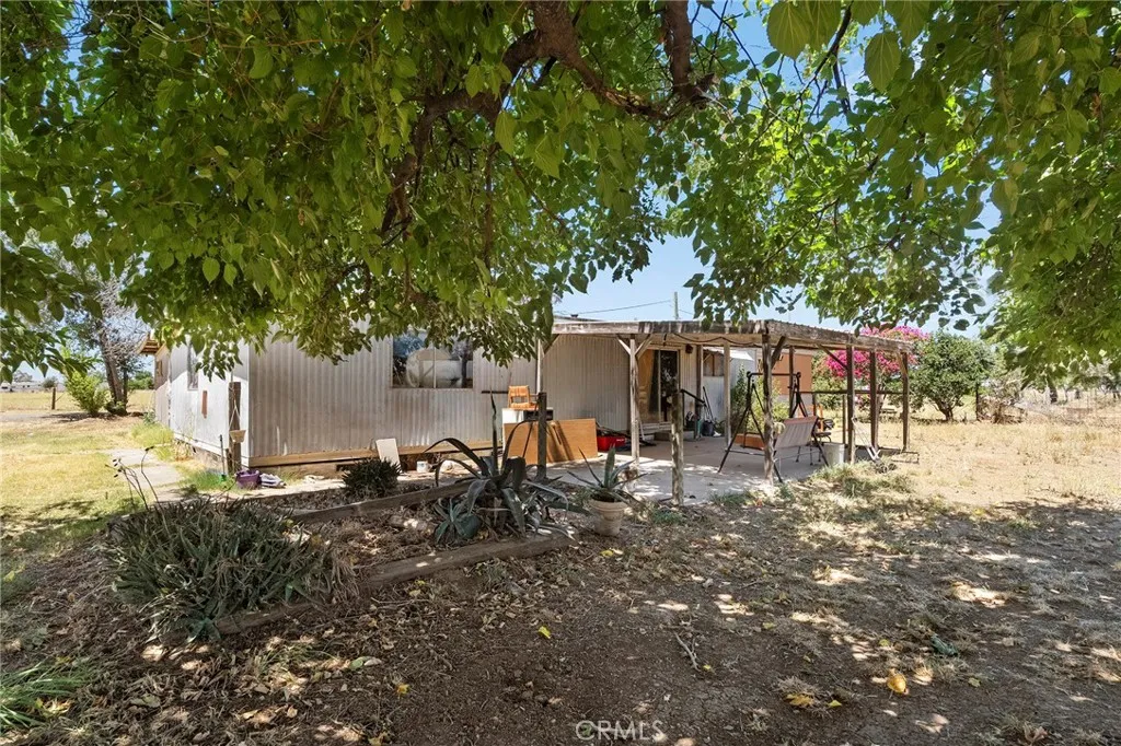 main property photo 68