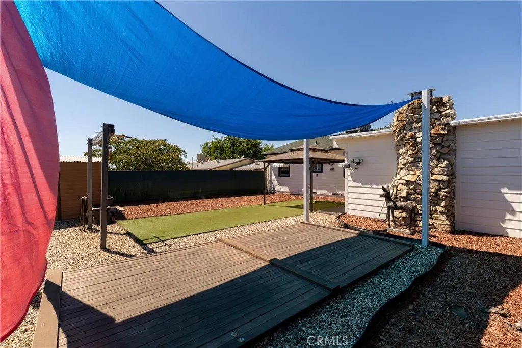 main property photo 33