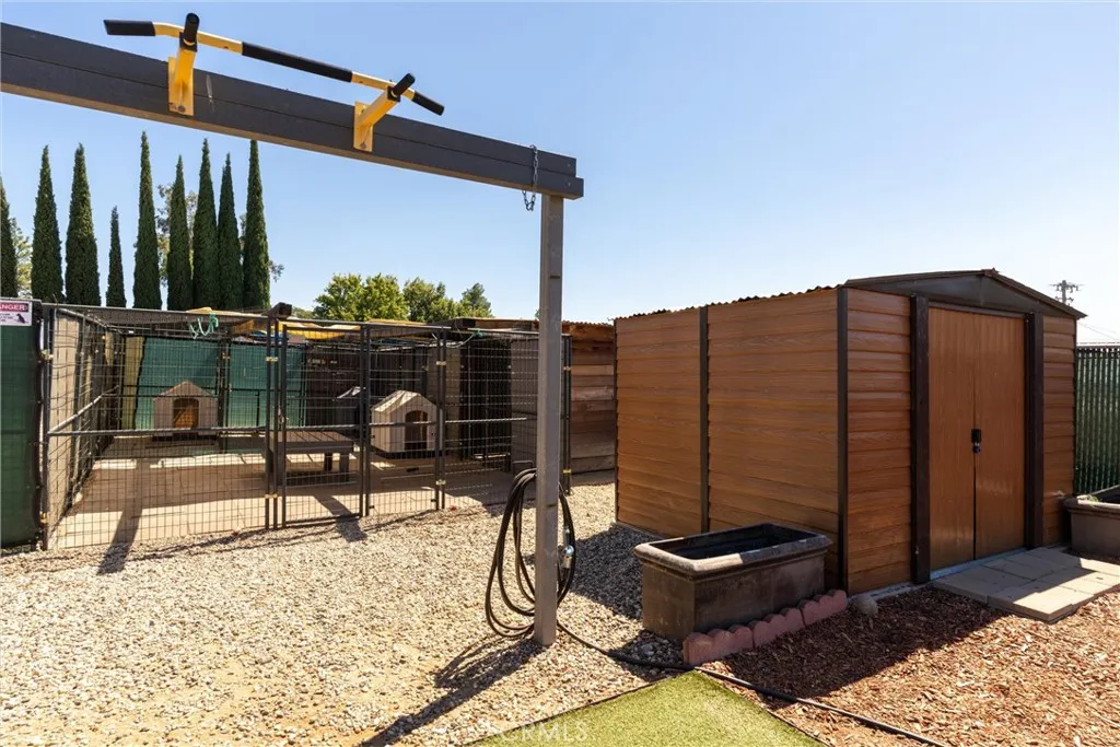 main property photo 36