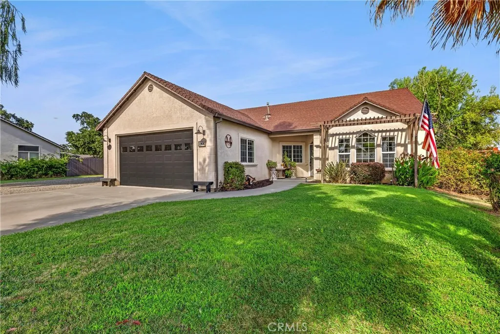 main property photo 4