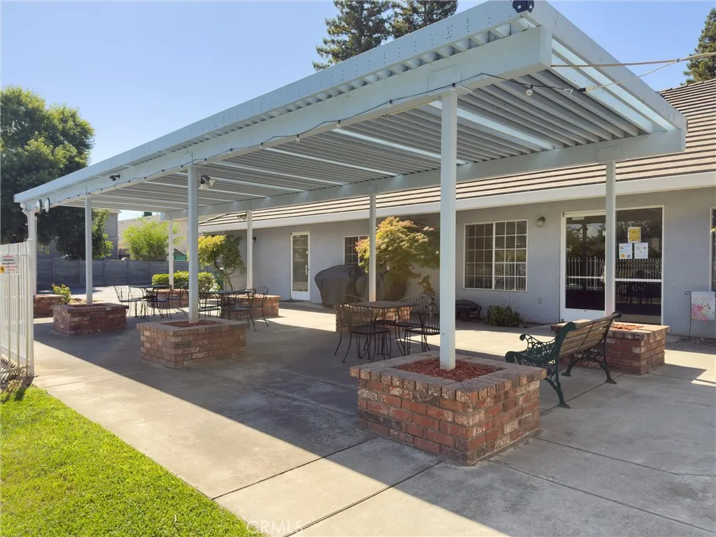 main property photo 44