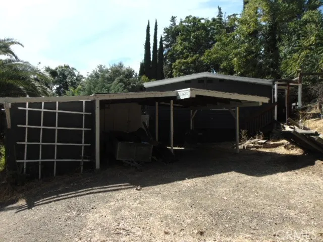 main property photo 7