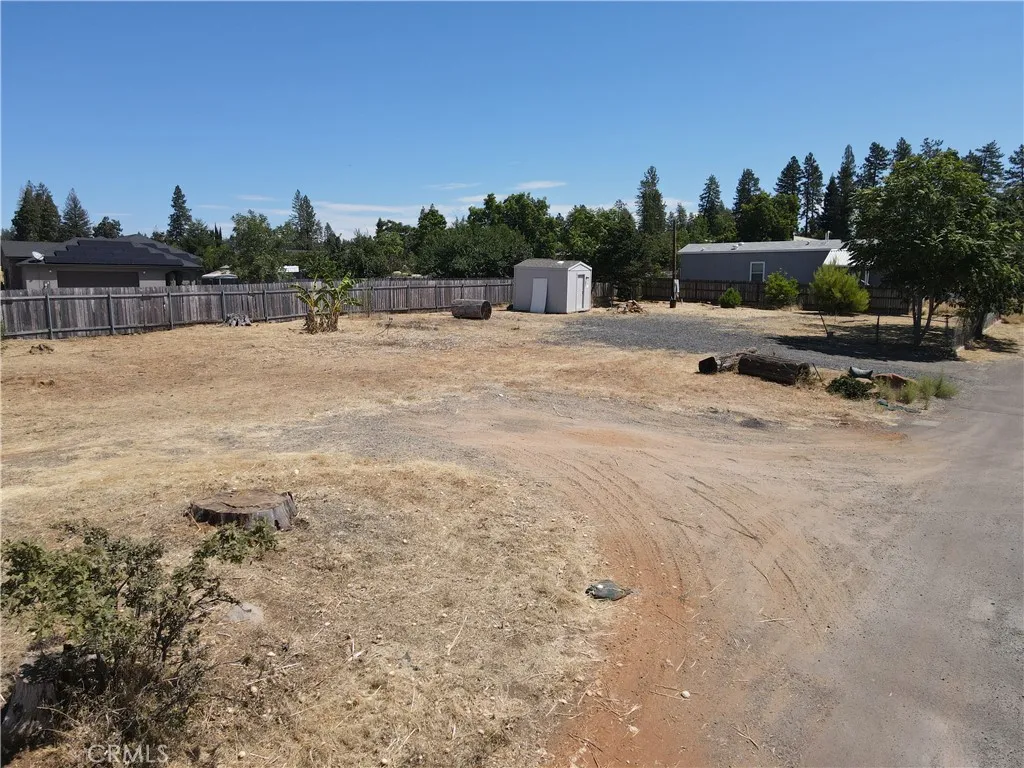 main property photo 9