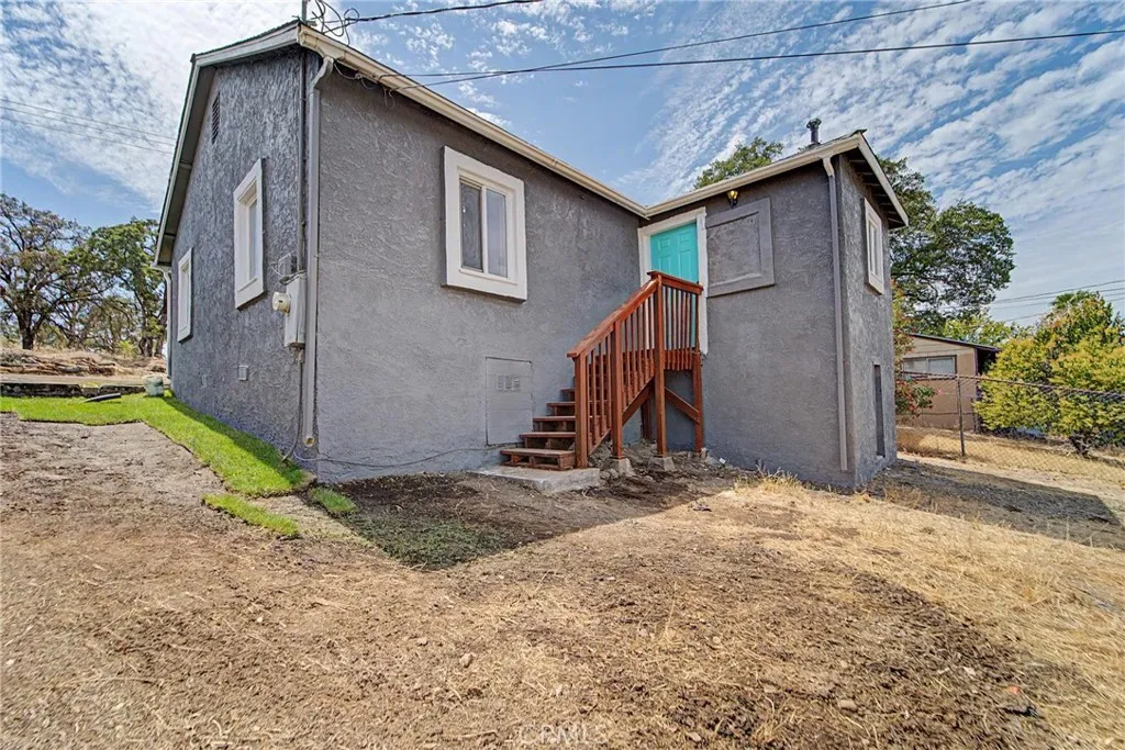 main property photo 22