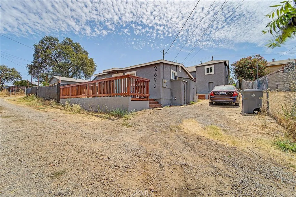 main property photo 23
