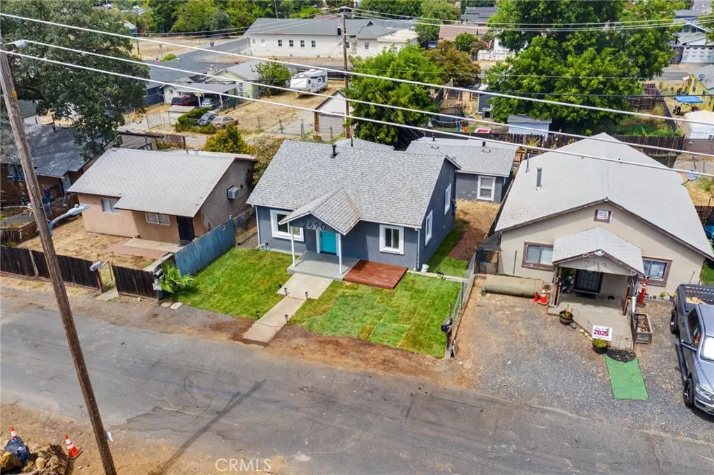 main property photo 25