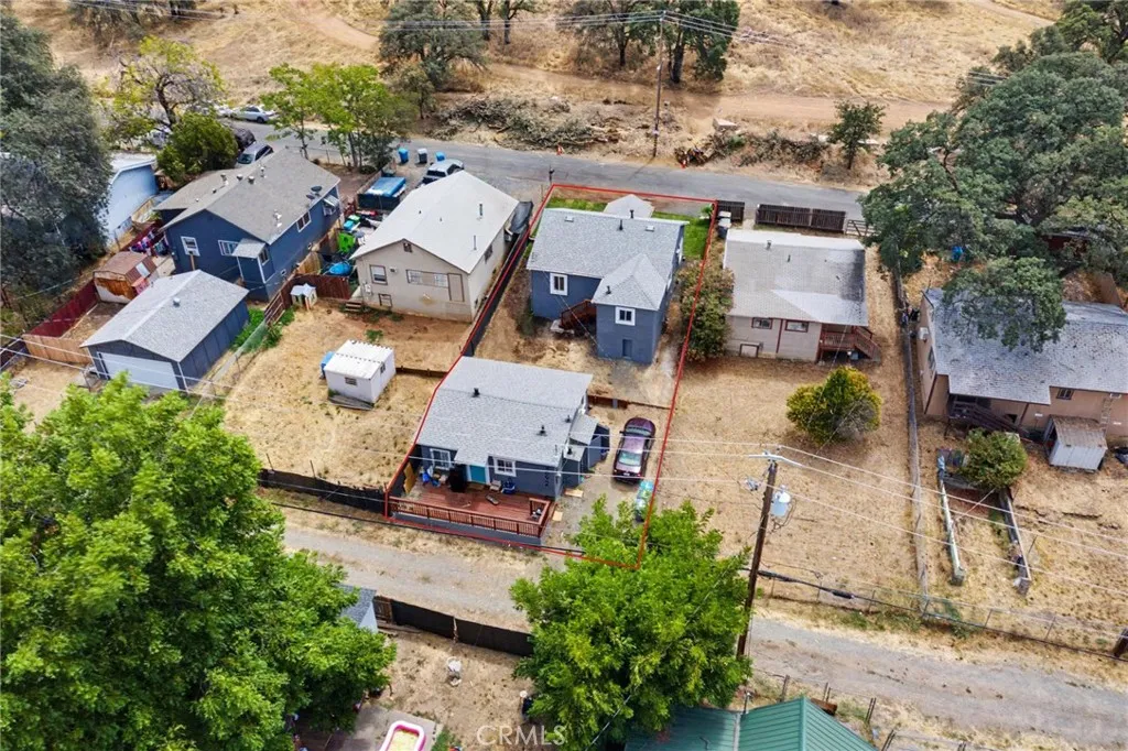main property photo 29