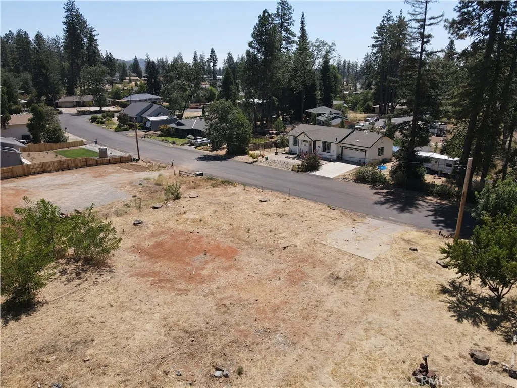 main property photo 11