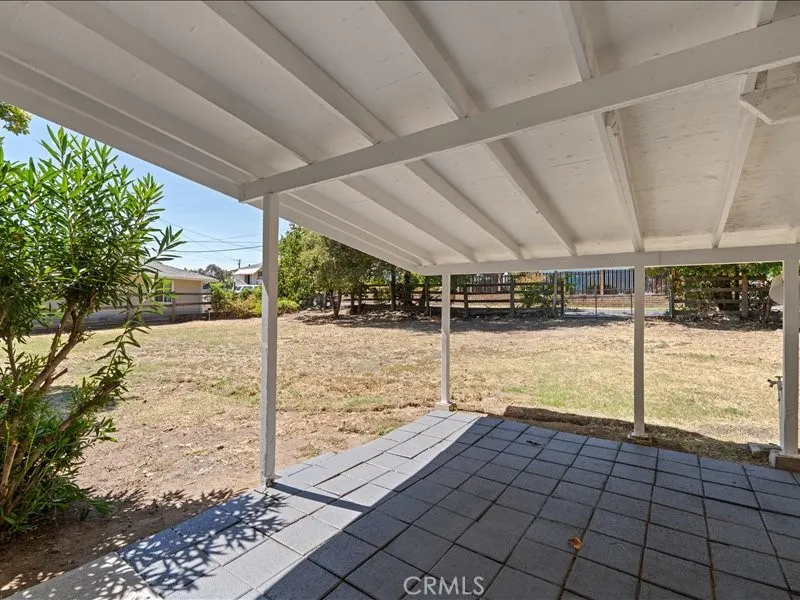 main property photo 23