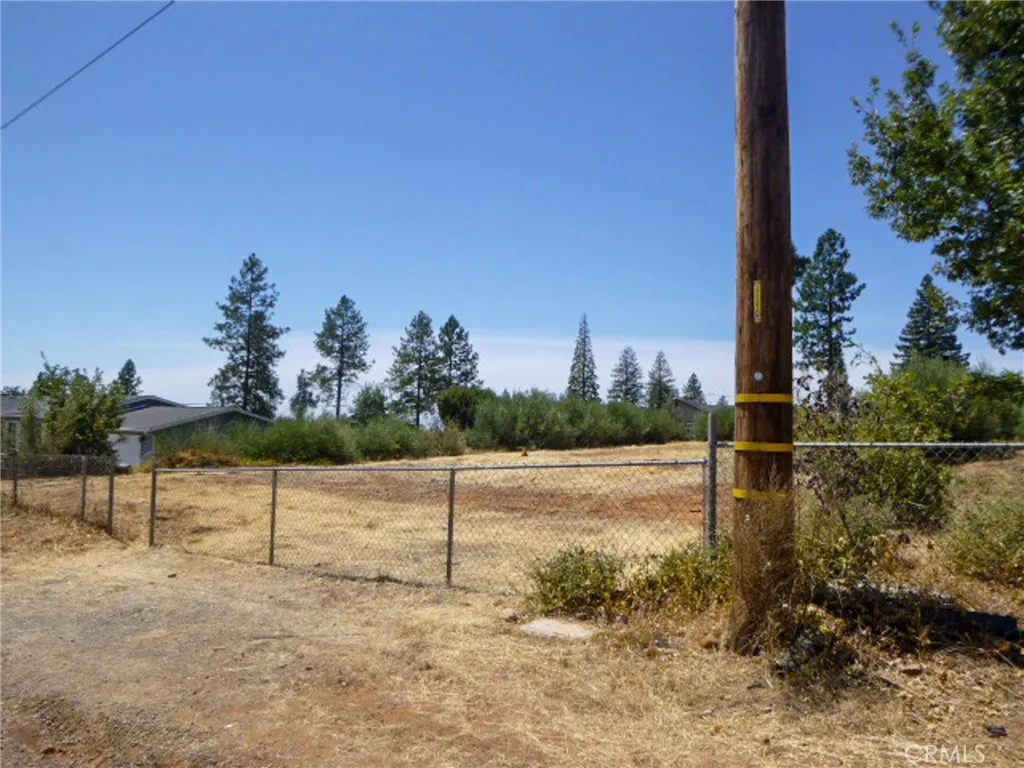 main property photo 13