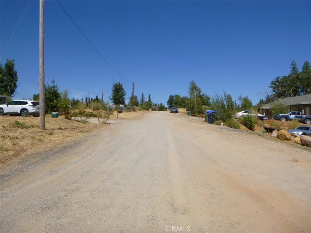 main property photo 16
