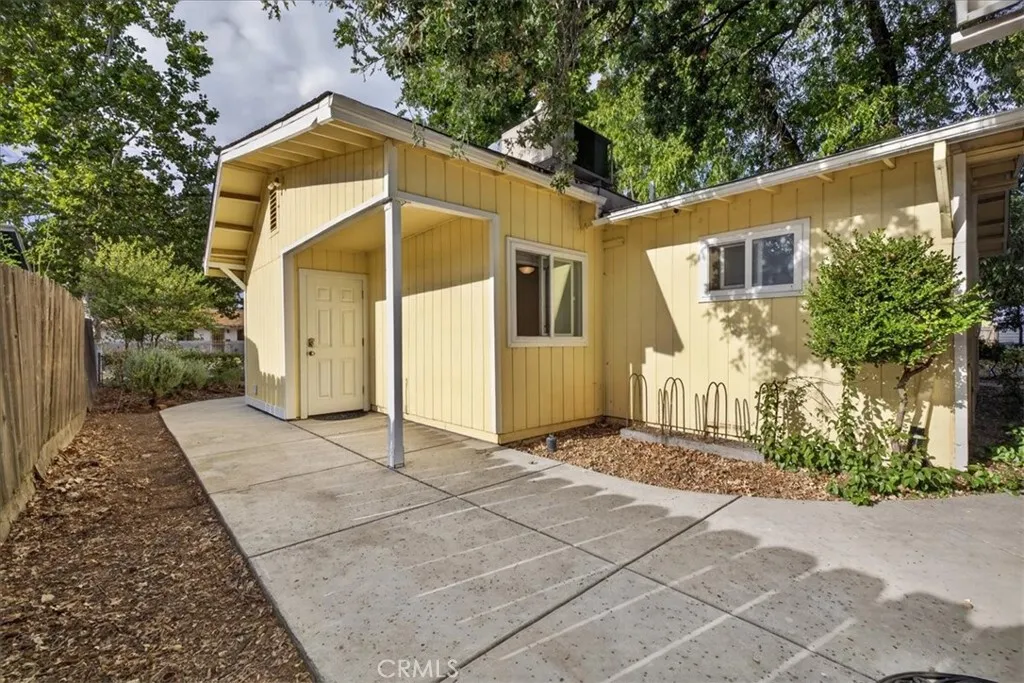 main property photo 31