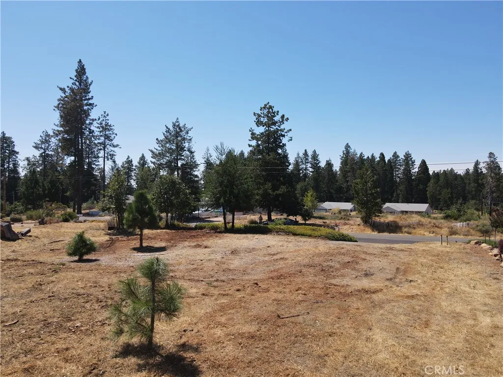 main property photo 17