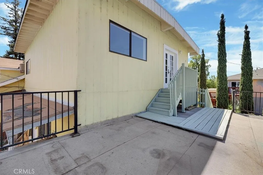 main property photo 26